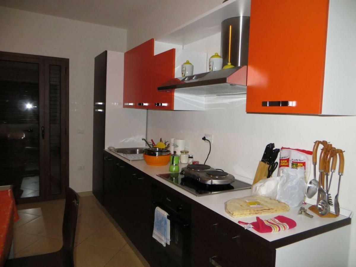 Appartamento Dentro Babai Village Тертенія Екстер'єр фото